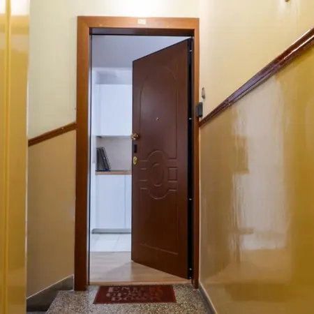 Project Leni 239 Apartment